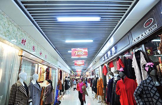 安下家来 拼出新事业 北京服装批发市场外迁沧州的商户转型之路